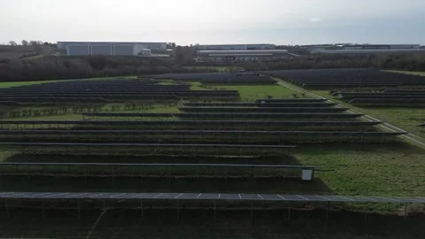 Sutton-In-Ashfield, Nottingham, UK. 2026, FEB, 17; Ladywood Solar Farm Video stock 331804005