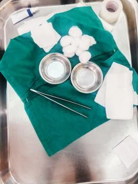 Suture set or dressing set, Medical equipment for sewing and cleaning wounds, Stockfoto's