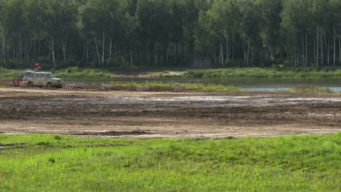 SUV Video stock 116082450