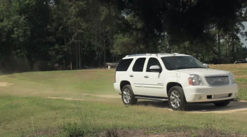 SUV reveal drive by Stock-Footage 44214313