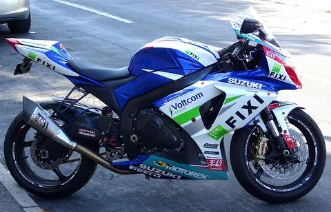 Suzuki Motorcycle Side View Stock Photos