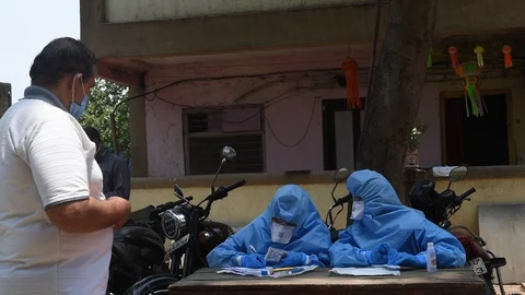 Swab sample Stock Footage 129837897