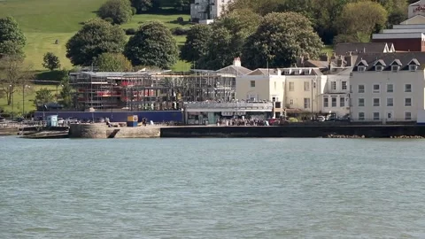 Swanage, town, down towards old harbour 库存影片 137927717