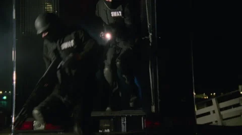 SWAT Van Exit Stockbeeldmateriaal 45886781