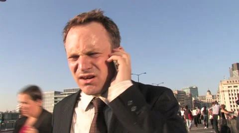 Sweating businessman 動画素材 8778646