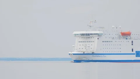 Sweden - Germany cargo ferry ship. Travemunde, Germany Vídeo Stock 111899181