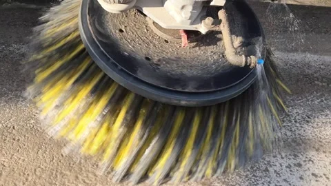 Sweeper_slow_motion Vídeos de archivo 330799579