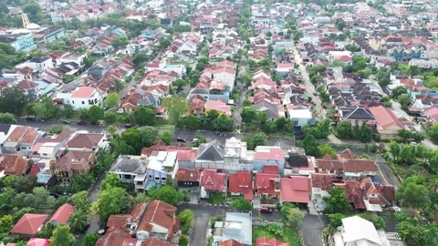 Sweeping elevated vista capturing a sprawling urban residential fabric Видео 320064334