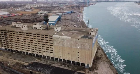 Sweeping shot around the decayed abandoned Boblo Island building in Stock Footage 102579167