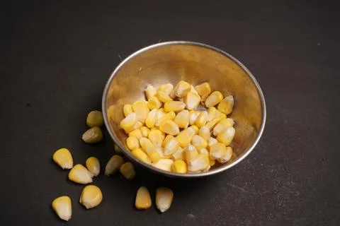 Sweet Corn : Corn kernels are small maize fruits containing a hard shell Stock-Fotos
