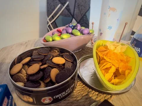 Sweet Desserts Displayed on a Table Foto stock