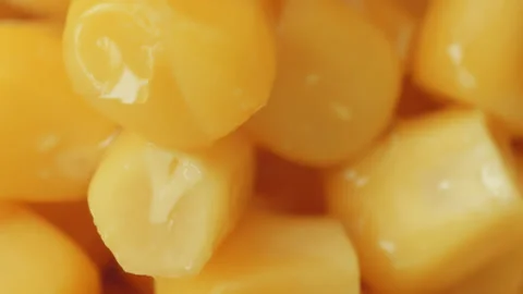 Sweetcorn corn kernels macro close up presentation slowly rotating stock fo.. 库存影片 344697071