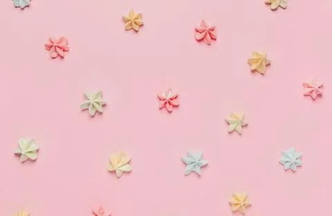 Sweets and candy on pink background, love and valentine concept Foto stock
