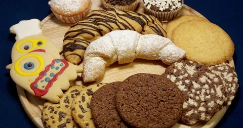 Sweets in the bakery, cafe Stock-Footage 111370933