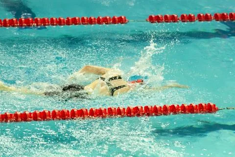 Swimmer Doing Freestyle Stroke Foto stock