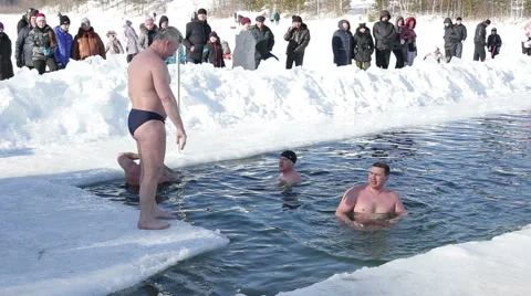 Swimming competitions in the winter Vidéo 60443756