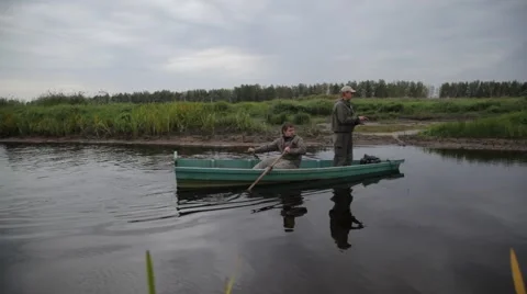 Swimming at the old boat Video stock 48902475