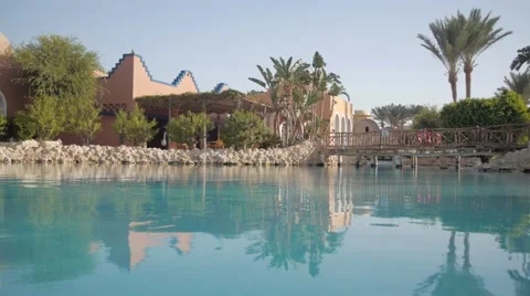 Swimming pool Stockbeeldmateriaal 53686367