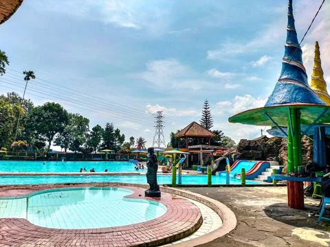 Swimming pool Stock Photos