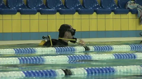 Swimming pool scuba diving 1 Video stock 12534536