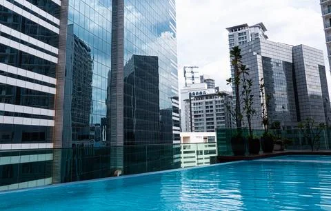 Swimming pool skyscraper rooftop pool luxury living southeast asia malaysia Stock Photos