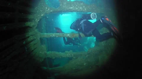 Swimming through the uss coolidge Stock Footage 40731815