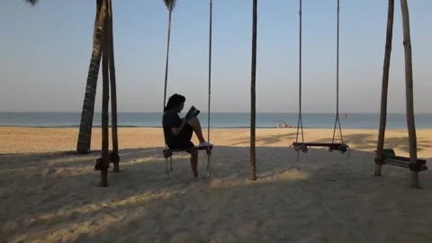 Swing on the beach 動画素材 241321515