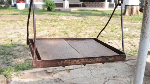 Swing Video stock 117973347