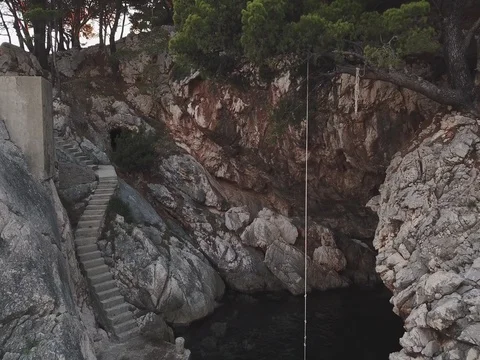 Swing in Ocean Cove Pullaway 스톡 동영상 80692289