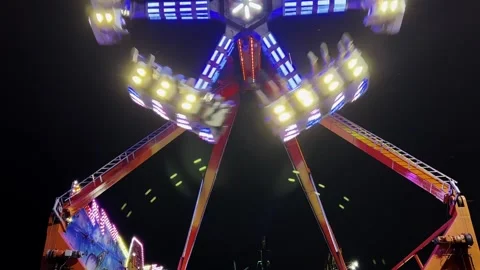 Swinging ride at county fair Stockbeeldmateriaal 252546850