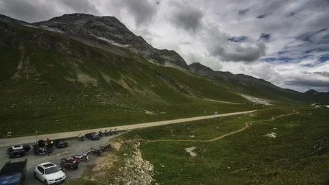 Swiss Alpine Pass 4K Time-lapse - Albula Pass Stockbeeldmateriaal 94840255