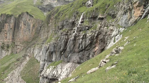 Swiss Alps - mountain stream Stock-Footage 32211829