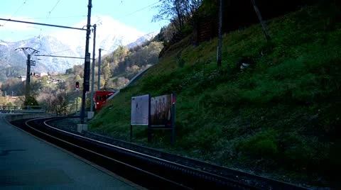Swiss Mountain Train Vídeo Stock 10821381