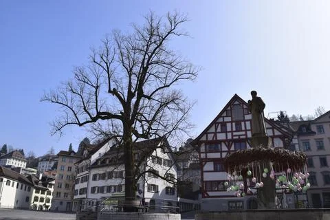 Swiss Town Square Фото
