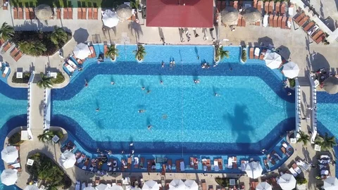 Swmpool Video stock 94018518