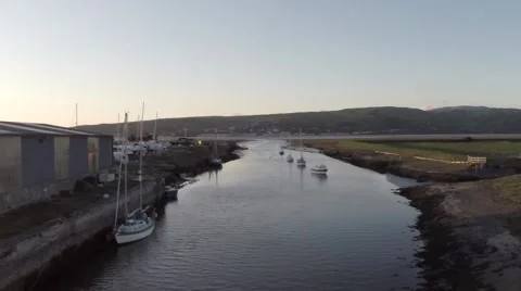 Swoop Down To The Boatyard 库存影片 65394140