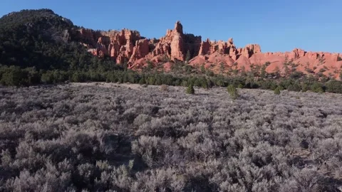Swooping up Utah spires Video stock 161867474