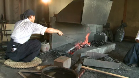 Sword smith Vídeo Stock 32234765