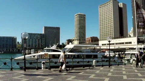 Sydney Circular Quay pan to opera house time lapse Video stock 54678549