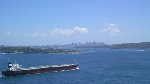 Sydney harbor with a cargo ship sailing in 動画素材 90497025