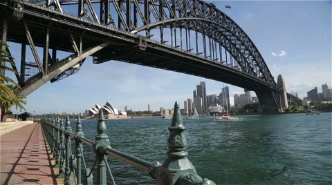 Sydney Harbour Bridge and Opera House Dolly Shot Video stock 44205496