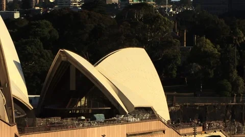 Sydney Opera House Close up and pan out 스톡 동영상 58198130