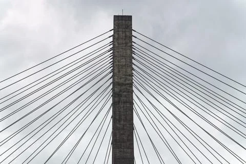 Symmetrical Cables of Cable-Stayed Bridge Extending From Concrete Pylon Stock-Fotos