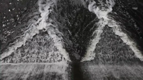 Symmetrical waterways Vídeo Stock 27939080