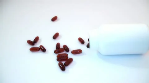 Sypyatsya pills from the package Stock Footage 14825588