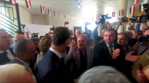 Syrian President Bashar al-Assad votes in Duma, Duma, SY - 26 May 2021 Vídeos de archivo 204037547