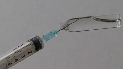 Syringe with the medicine 스톡 동영상 10825508