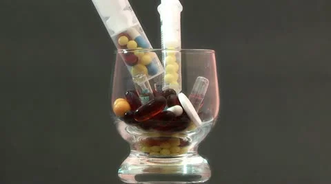 Syringe tablets Stock Footage 16329963