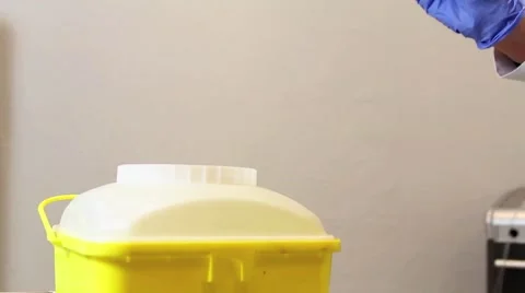 Syringe throw-out Stock Footage 45385414