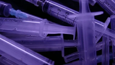 Syringes closeup. 4K UHD Видео 72830611